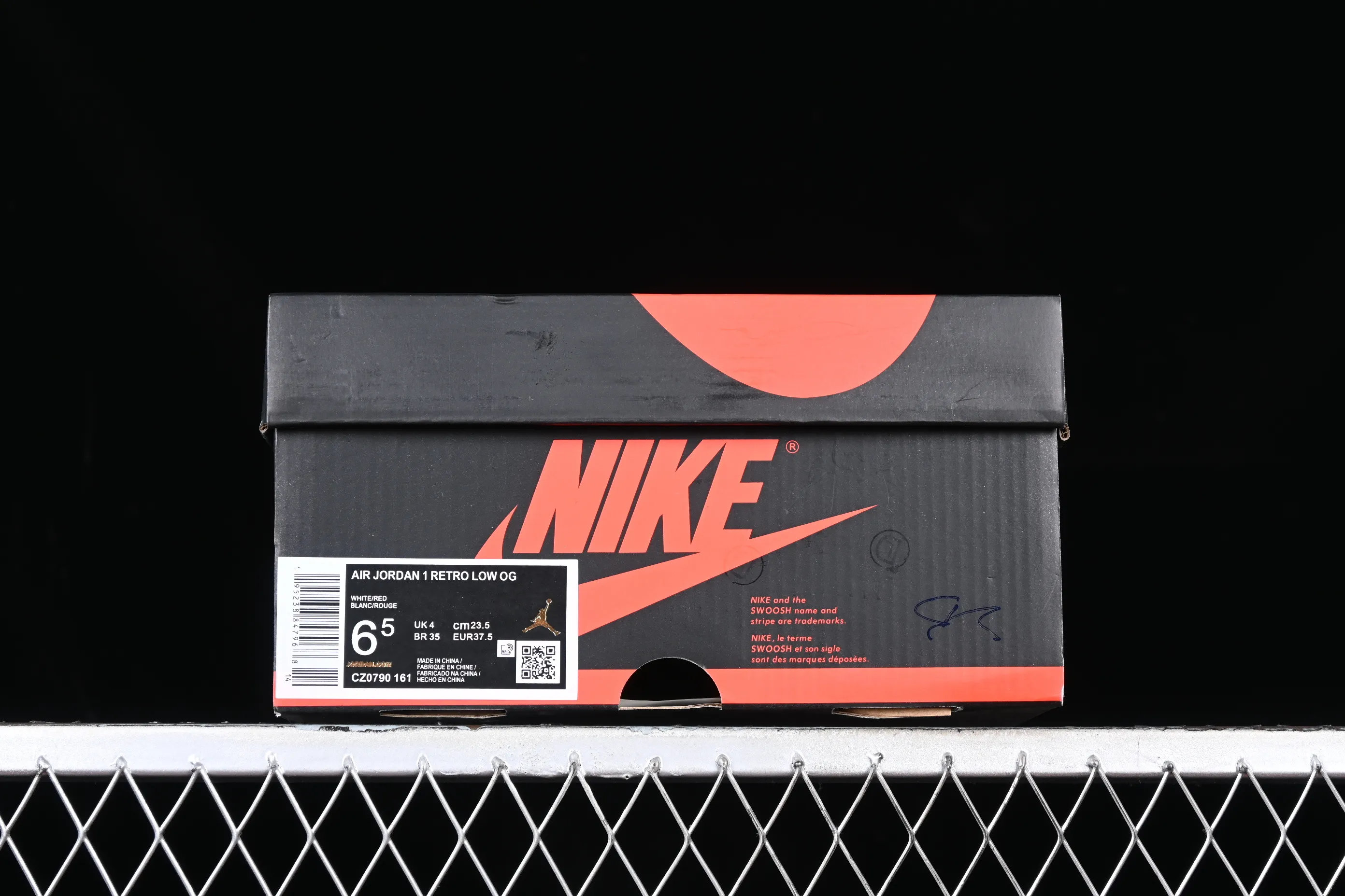 All categories Air Jordan Jordan series basketball shoes Air Jordan 1 Low Z version Air Jordan 1 Low AJ1 Joe 1 silver red low-top cultural casual sneakers CZ0790-161